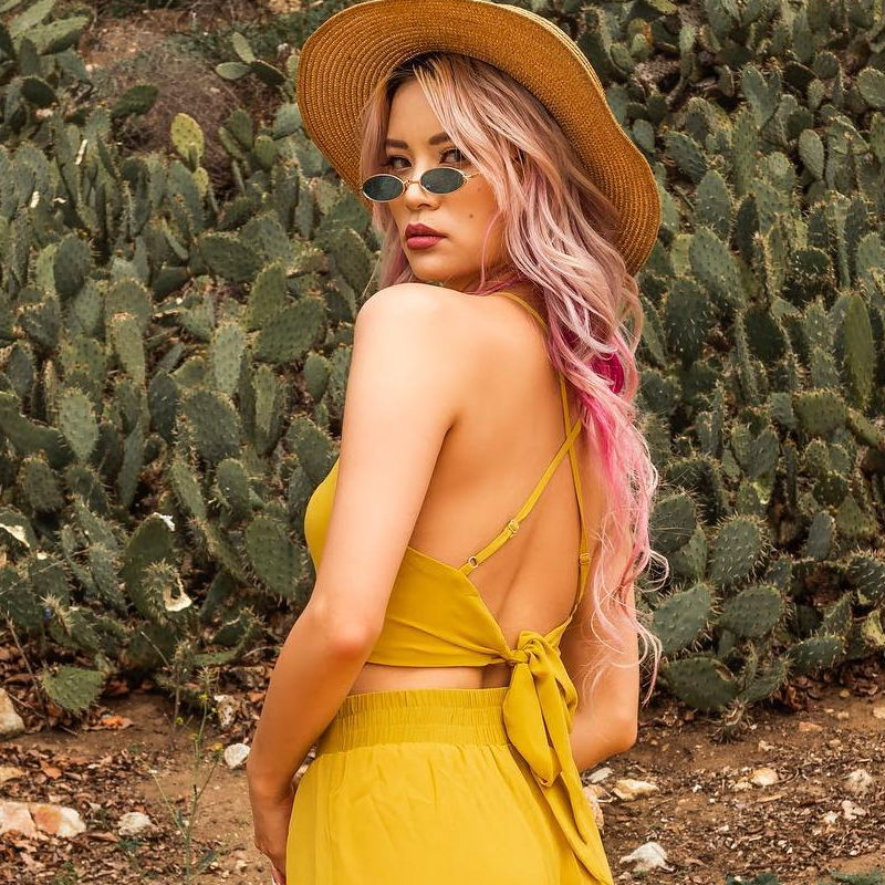 Small Retro 1990's Oval Metal Mirrored Lens Sunglasses C594