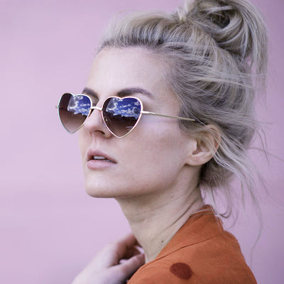 Gafas de sol de moda con forma de corazón de metal lindo para mujer 8796