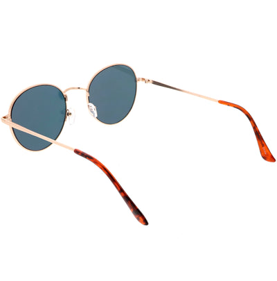 Gafas de sol redondas con lentes planas espejadas y marco de metal delgado retro C133