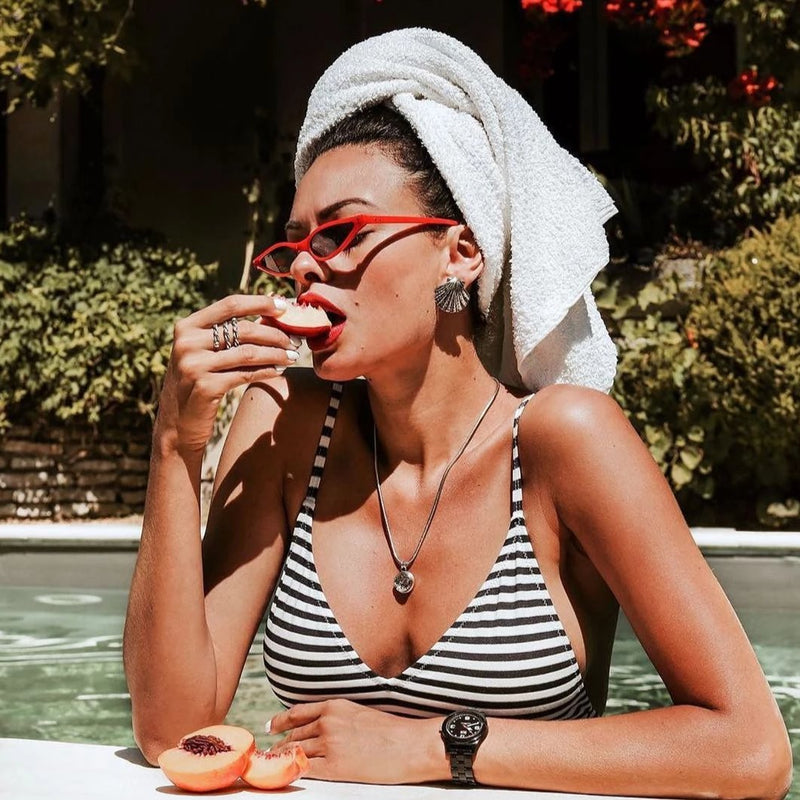 Women's Retro 1990's Thin Cat Eye Dual Rivet Sunglasses C624