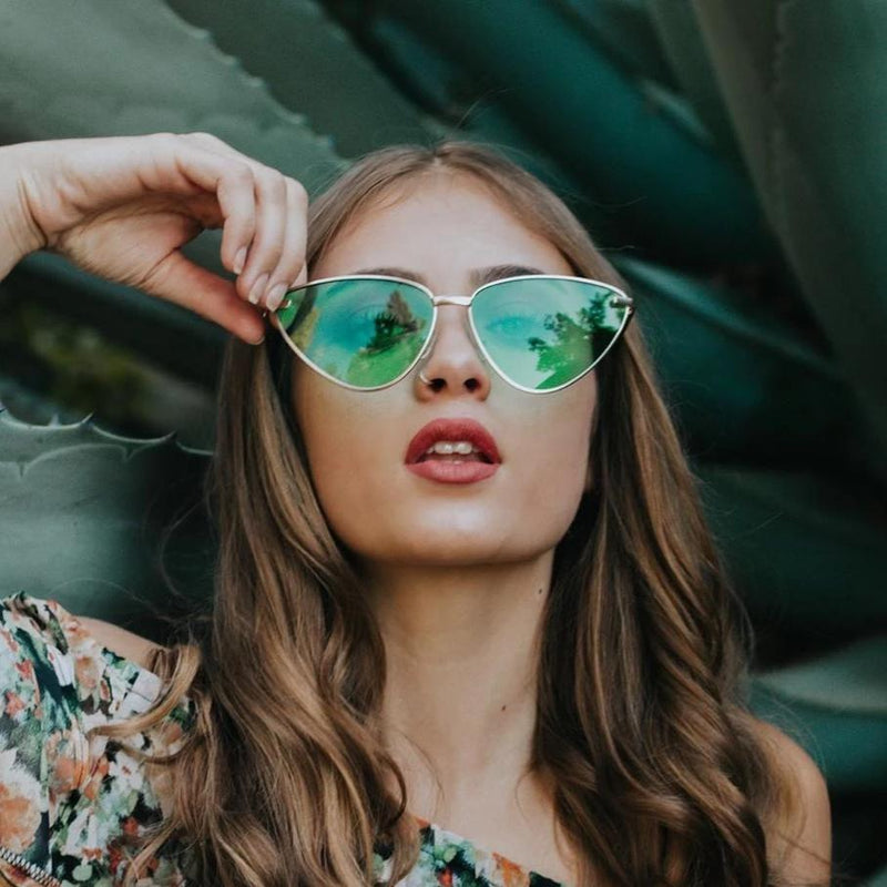 Women's Oversize Color Tone Metal Cat Eye Sunglasses C627