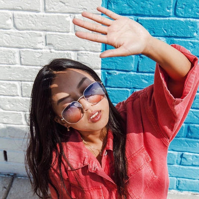 Gafas de sol con lentes planas de metal de dos colores con degradado geométrico retro C946