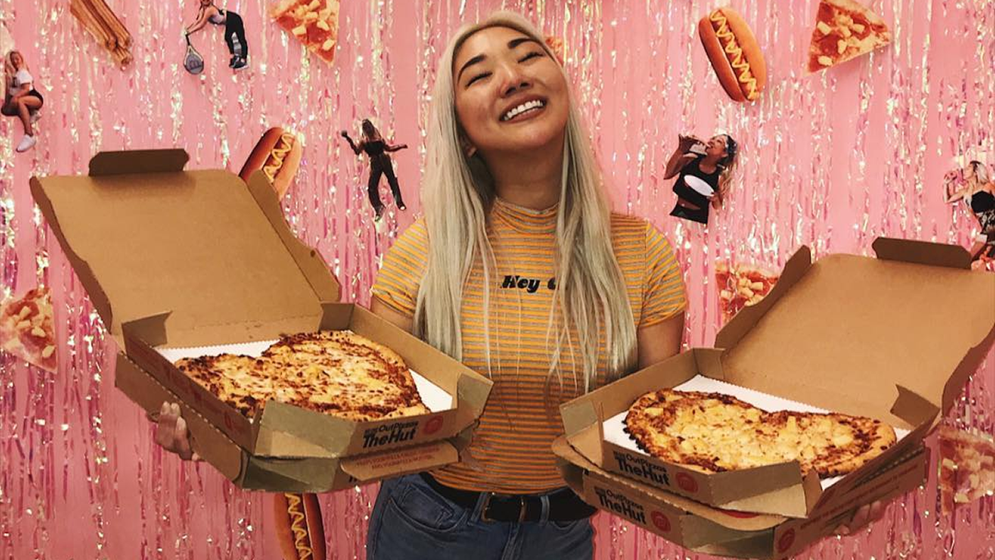 Viral With Vivalastina